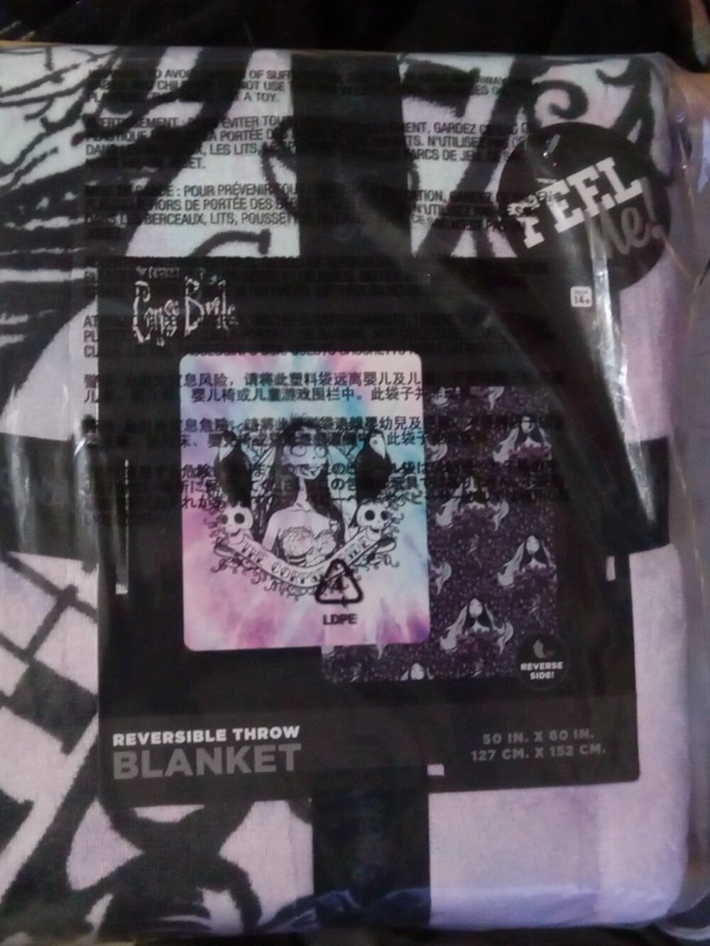 🎃 Halloween Corpse Bride 60X50 Tie-Dye Double Sided Fleece Blanket - Picture 3 of 3